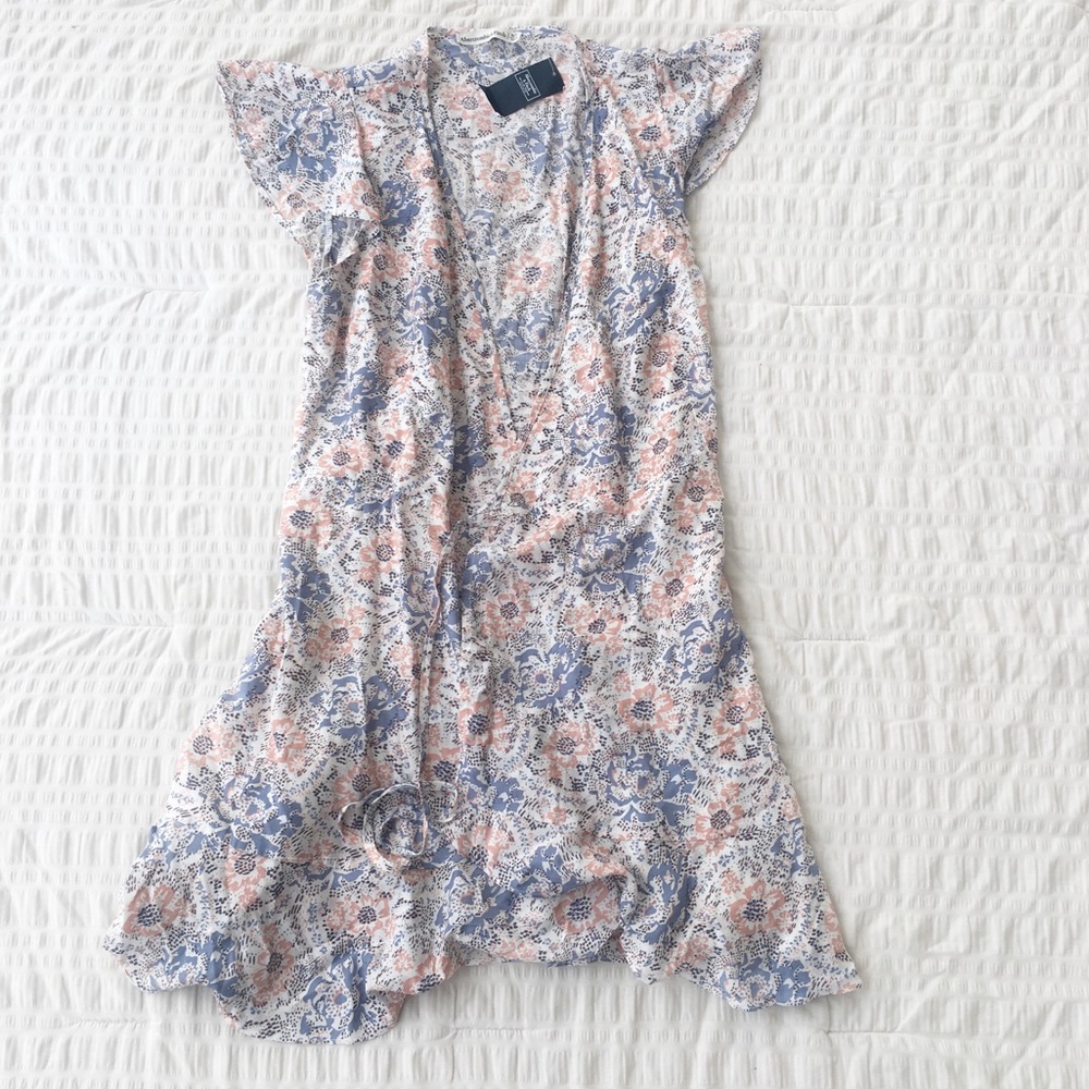Abercrombie & Fitch White Print Tie Dress M NWT